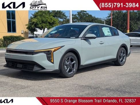 New 2026 Kia K4 FWD image 1