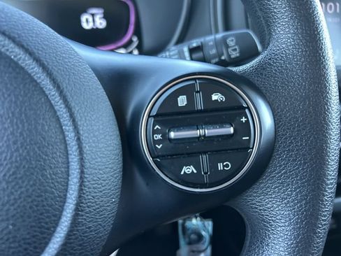 Used 2024 Kia Soul LX w/ Option Group 015 FWD image 21
