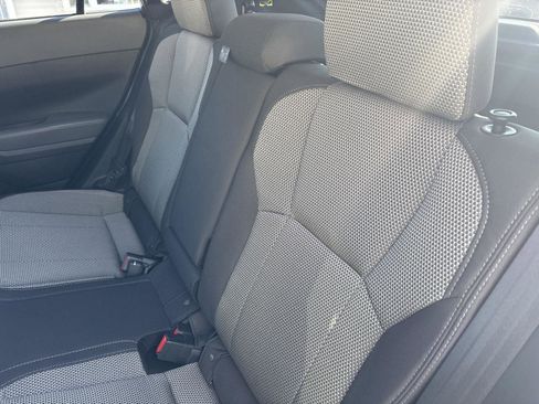 Used 2024 Subaru Crosstrek 2.0i Premium image 19