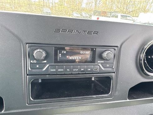 Used 2022 Mercedes-Benz Sprinter 2500 image 34