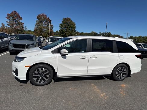 New 2026 Honda Odyssey EX-L image 4