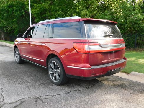 Used 2019 Lincoln Navigator L Reserve AWD/4WD image 10