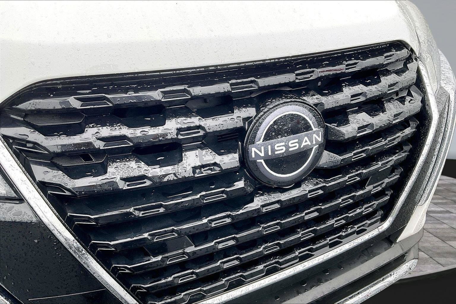 Certified 2024 Nissan Kicks S FWD image 28