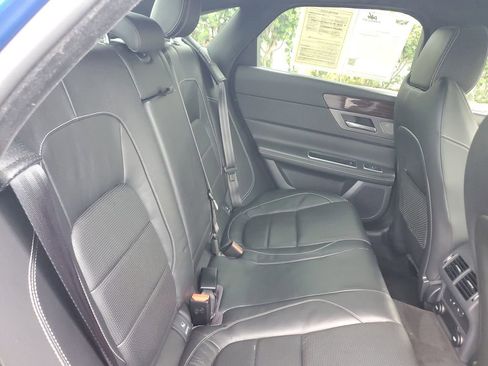 Used 2018 Jaguar XF S image 24