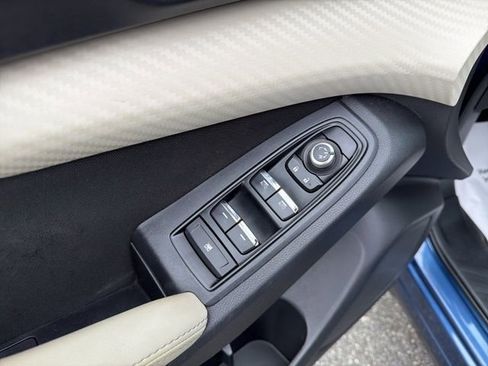 Used 2022 Subaru Ascent Premium w/ Convenience Package image 12