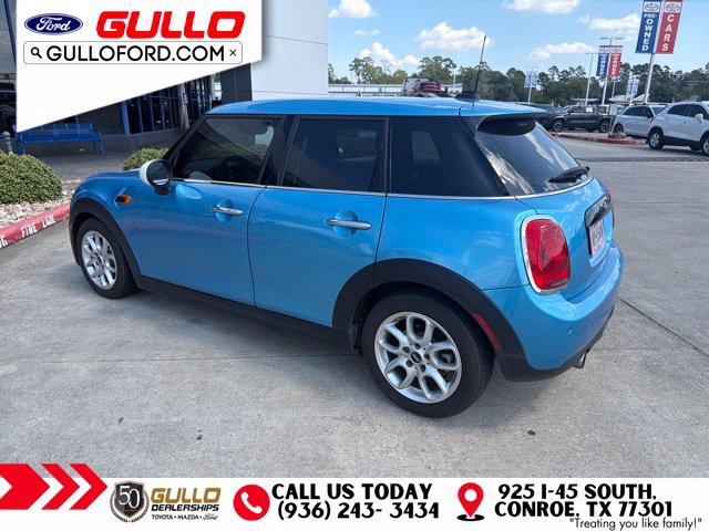 Used 2017 MINI Cooper 4-Door Hardtop FWD image 4