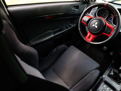 Used 2012 Mitsubishi Lancer Evolution GSR image 20