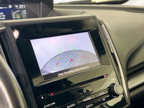 Used 2022 Subaru Forester Premium image 13