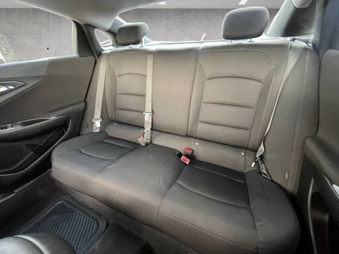 Used 2021 Chevrolet Malibu LS FWD image 22