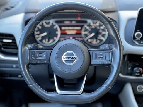 Used 2021 Nissan Rogue SL image 34