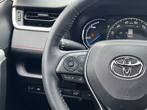 Certified 2023 Toyota RAV4 SE image 20