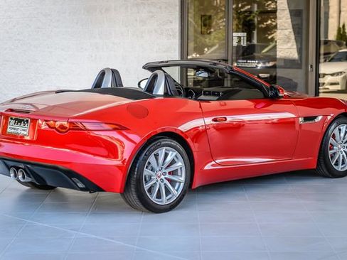 Used 2017 Jaguar F-TYPE Convertible RWD image 15