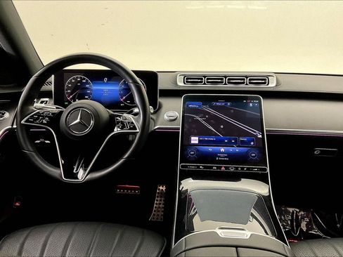 Used 2023 Mercedes-Benz S 500 4MATIC w/ AMG Line image 4