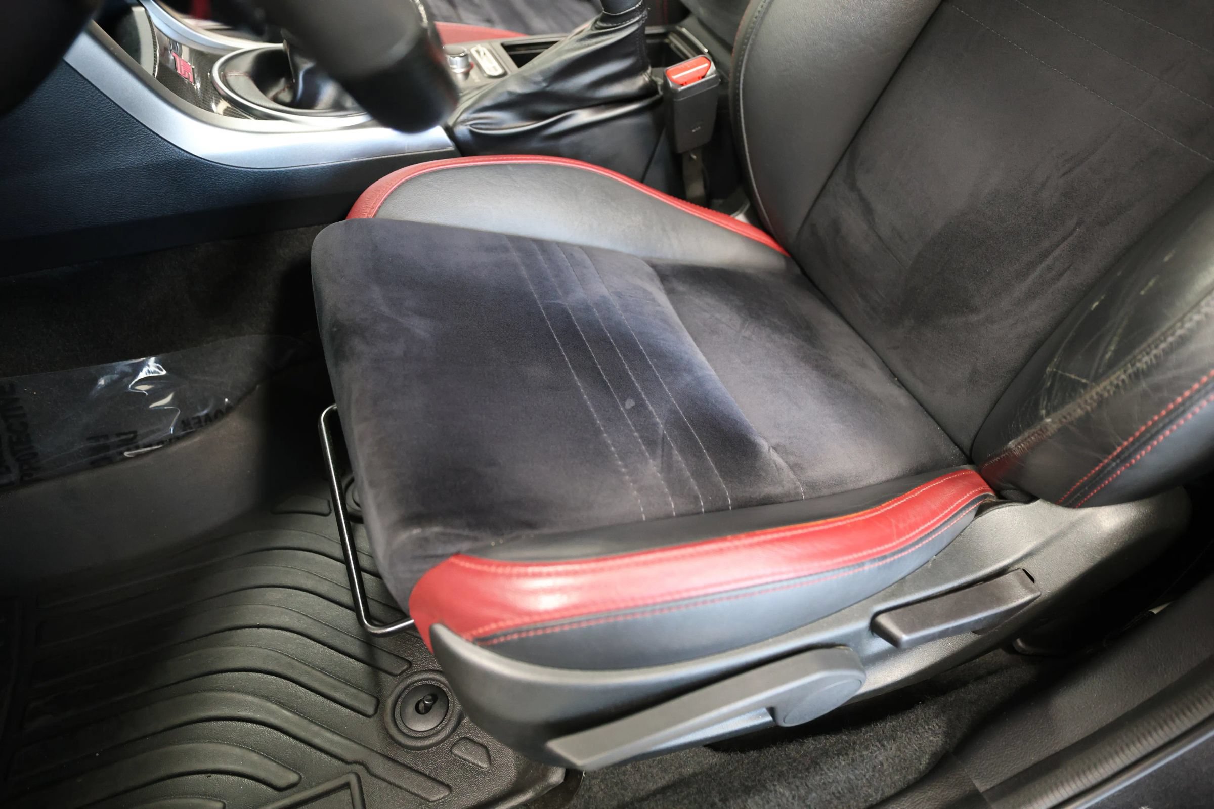 Used 2017 Subaru WRX STI AWD/4WD image 30