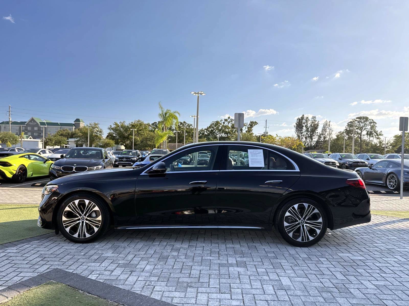 Used 2024 Mercedes-Benz E 350 4MATIC Sedan image 2