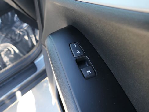 Used 2023 Kia Soul LX image 25