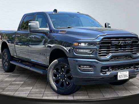 Certified 2026 RAM 2500 Big Horn AWD/4WD image 35