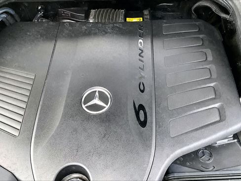 Certified 2022 Mercedes-Benz GLS 450 4MATIC image 32