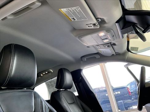 Used 2025 Ford Mustang Mach-E Premium image 22