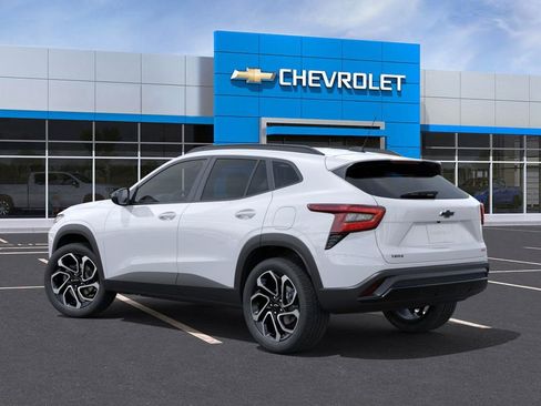 New 2026 Chevrolet Trax RS image 3