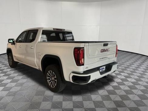 Used 2022 GMC Sierra 1500 AT4 AWD/4WD image 8