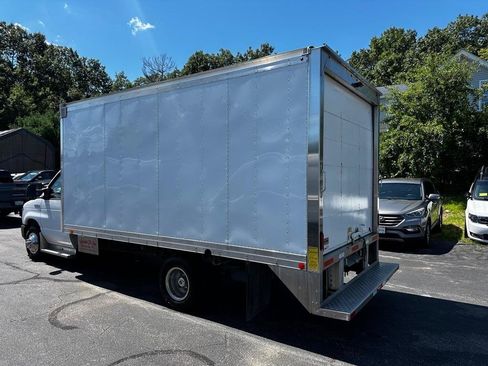 Used 2019 Ford E-350 and Econoline 350 Super Duty w/ Power Windows & Locks Group RWD image 2