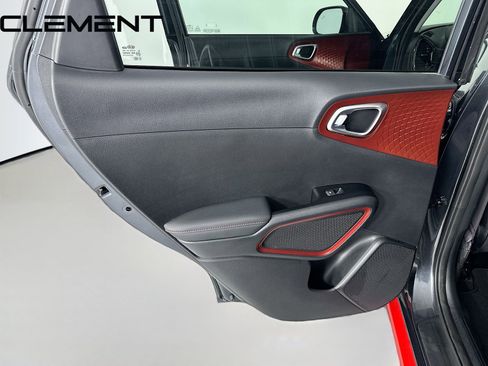 Used 2020 Kia Soul GT-Line Turbo FWD image 33