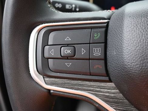 Used 2024 Jeep Wagoneer Series II AWD/4WD image 27