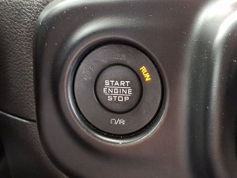 Used 2022 Jeep Wrangler Unlimited Rubicon w/ Steel Bumper Group image 24