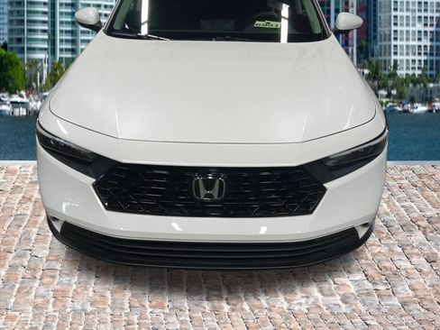 Used 2024 Honda Accord EX image 10
