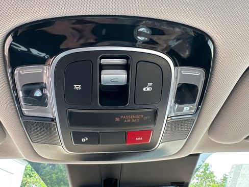 New 2025 Hyundai Sonata Limited image 18