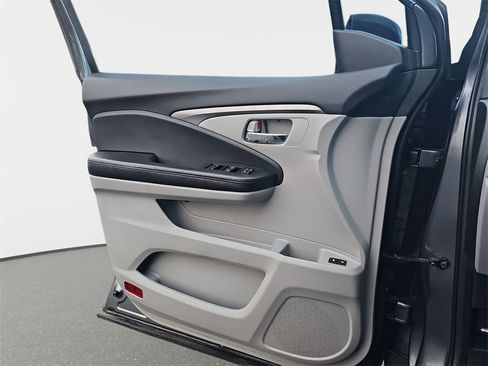 Used 2016 Honda Pilot EX-L image 30