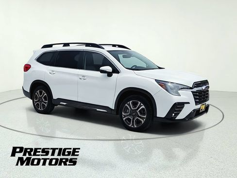 Used 2023 Subaru Ascent Limited AWD/4WD image 1