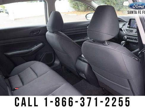 Used 2024 Nissan Altima 2.5 SV image 17