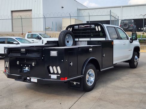 New 2026 Chevrolet Silverado 3500 LT w/ Convenience Package image 7