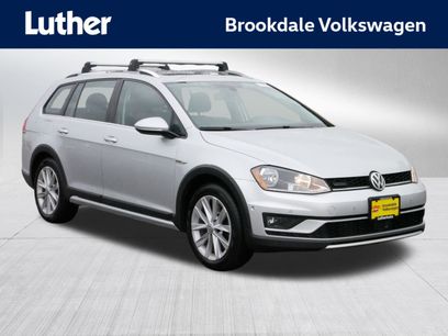 Used 2017 Volkswagen Golf Alltrack SE