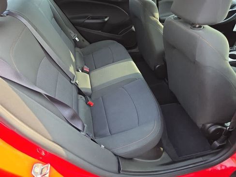 Used 2017 Chevrolet Cruze LS FWD image 12