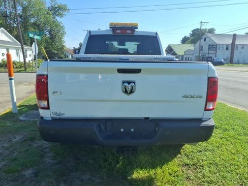 Used 2022 RAM 1500 Tradesman w/ Trailer Tow Group AWD/4WD image 3