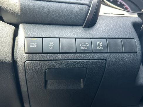 Used 2024 Toyota Camry SE FWD image 22