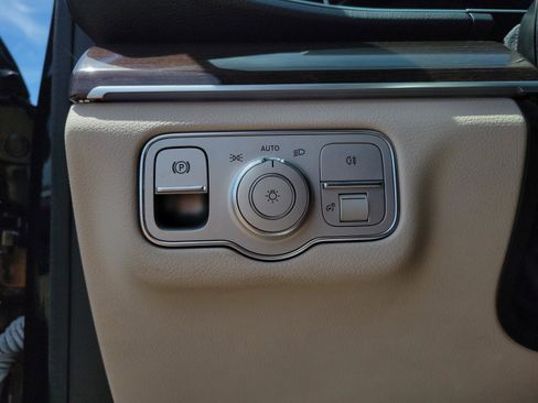 Certified 2024 Mercedes-Benz GLE 350 4MATIC image 19