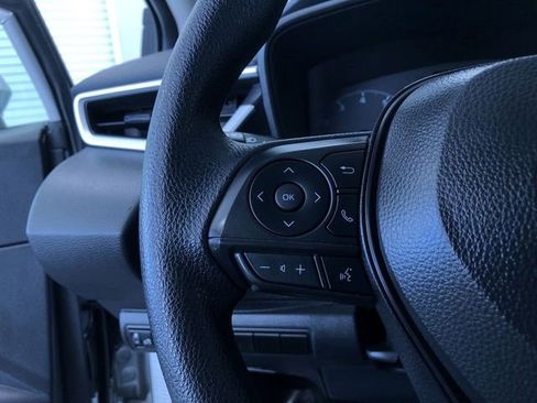 Certified 2025 Toyota Corolla LE image 25