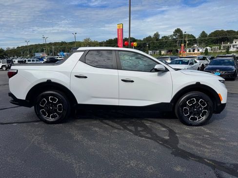 Used 2024 Hyundai Santa Cruz SEL AWD/4WD image 4