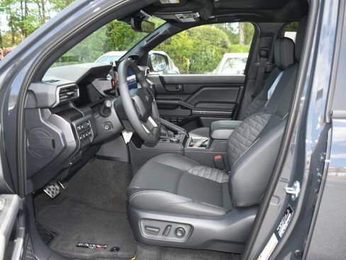 New 2026 Toyota 4Runner TRD Sport Premium RWD image 3