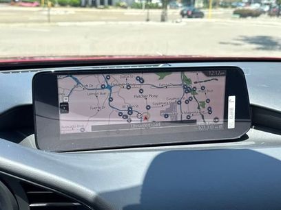 New 2025 MAZDA MAZDA3 Hatchback w/Premium Plus Pkg