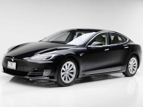 Used 2017 Tesla Model S 100D image 9