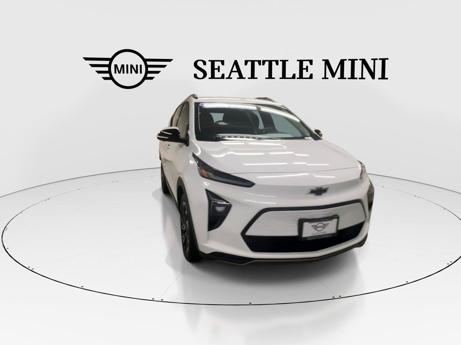 Used 2022 Chevrolet Bolt EUV Premier FWD image 3