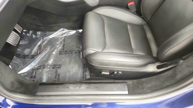 Used 2024 Tesla Model S AWD/4WD image 46