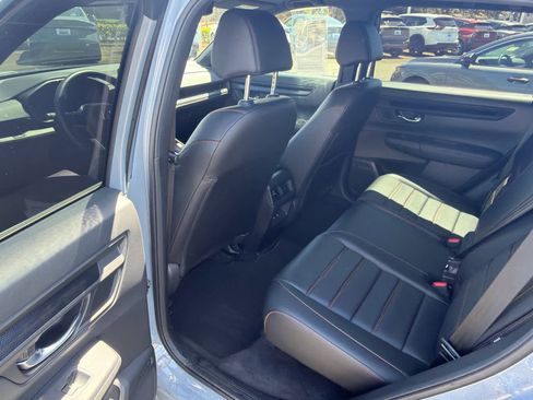 Used 2025 Honda CR-V Sport-L image 9