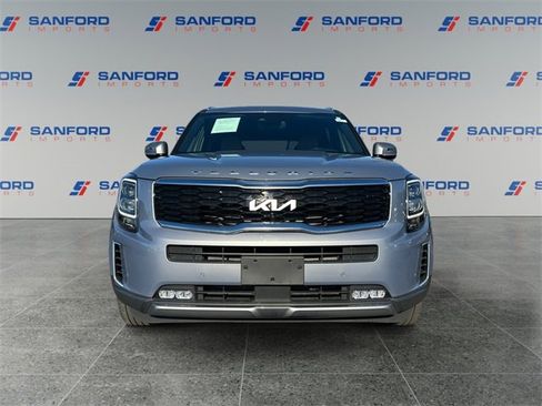 Used 2022 Kia Telluride SX w/ Towing Package image 8