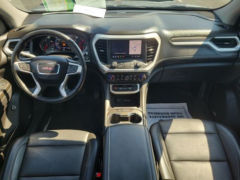 Used 2023 GMC Acadia SLT w/ Elevation Edition FWD image 10